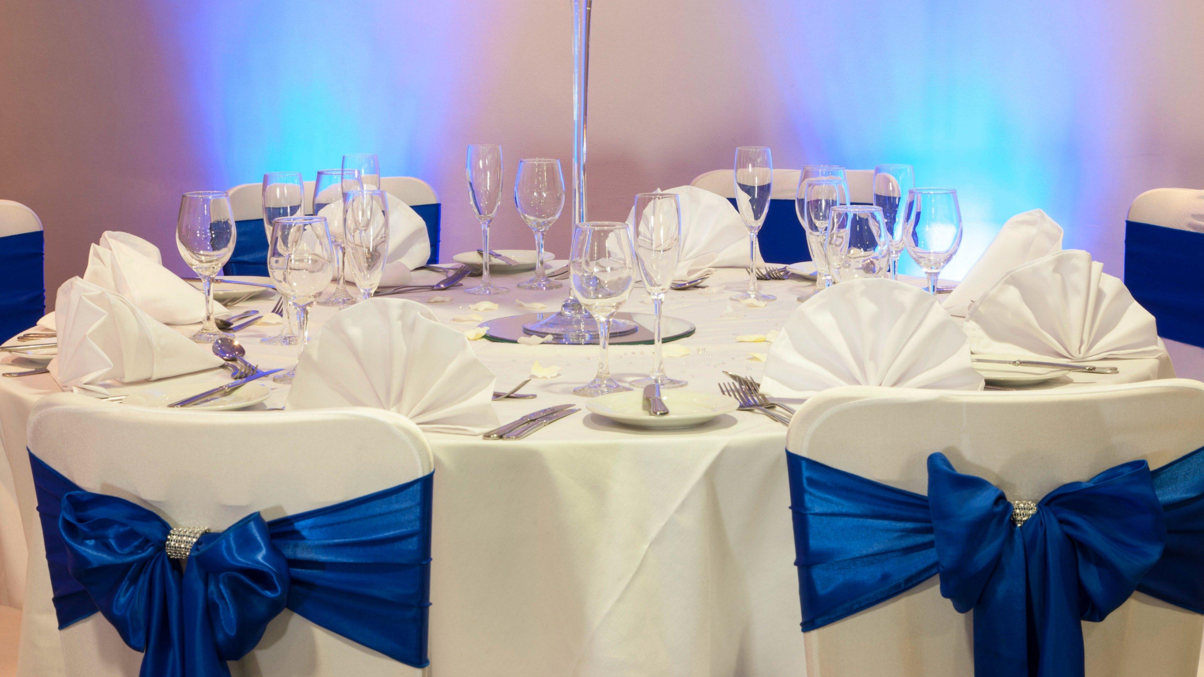 Holiday Inn Swindon By Ihg Exterior foto