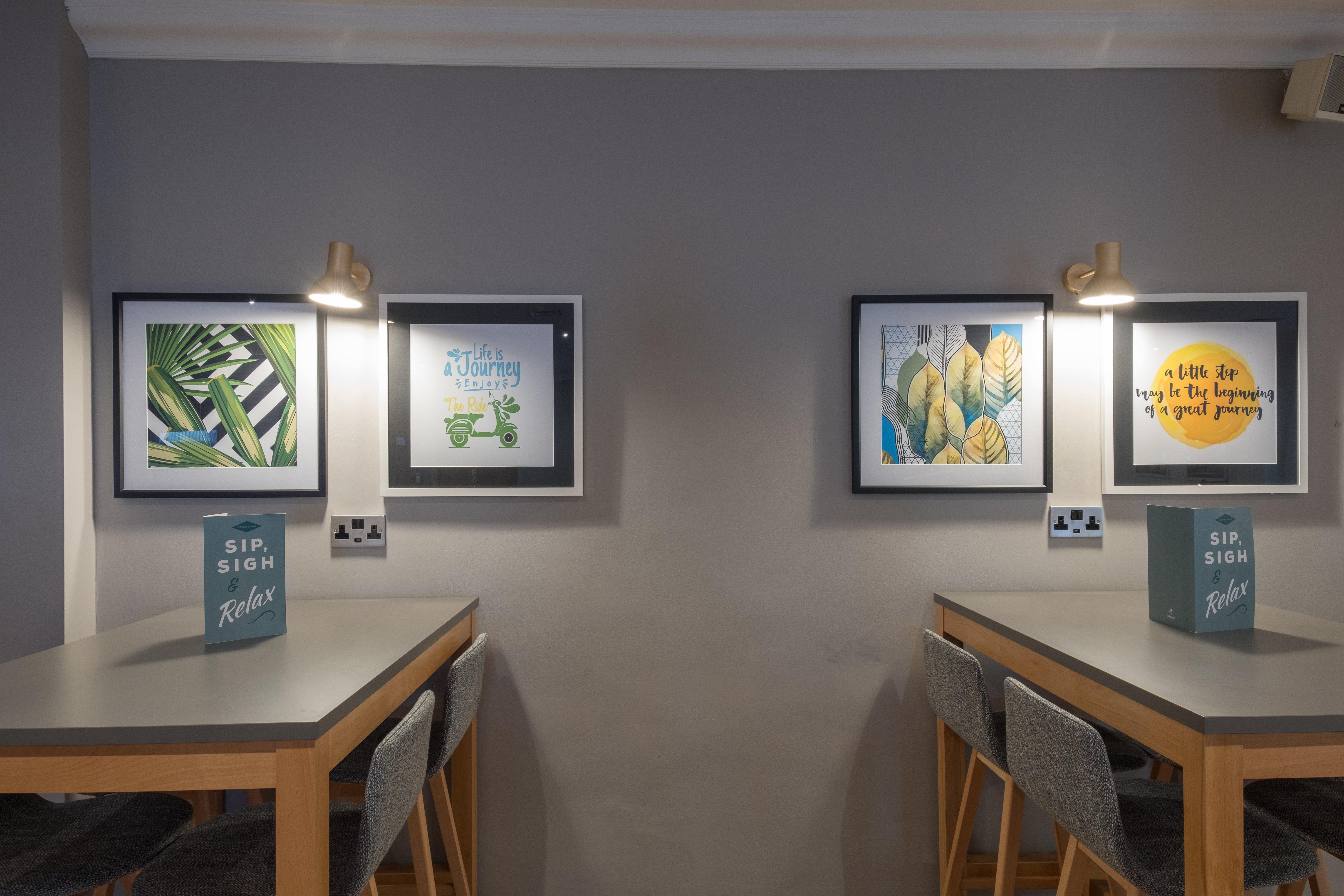 Holiday Inn Swindon By Ihg Exterior foto