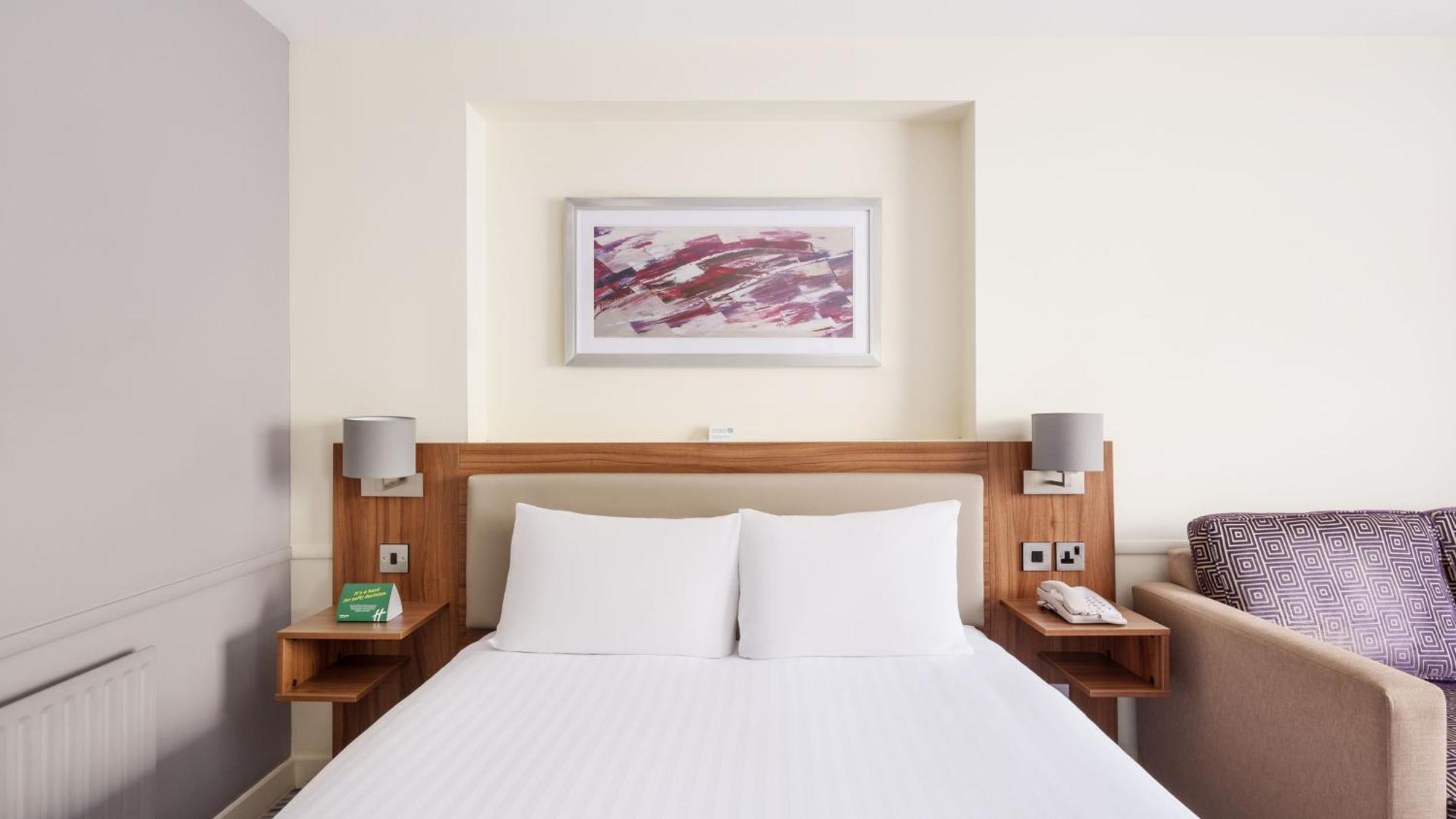 Holiday Inn Swindon By Ihg Exterior foto
